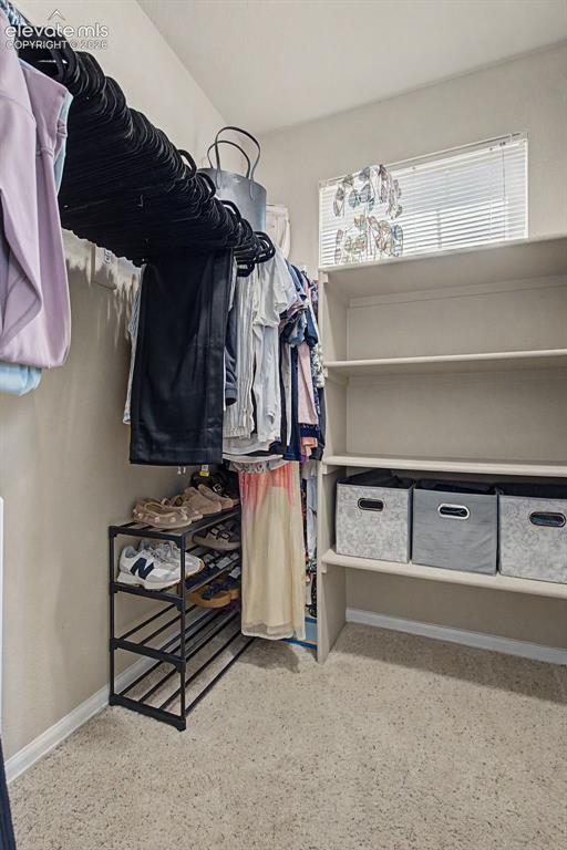 Image 20 of 38: Closet