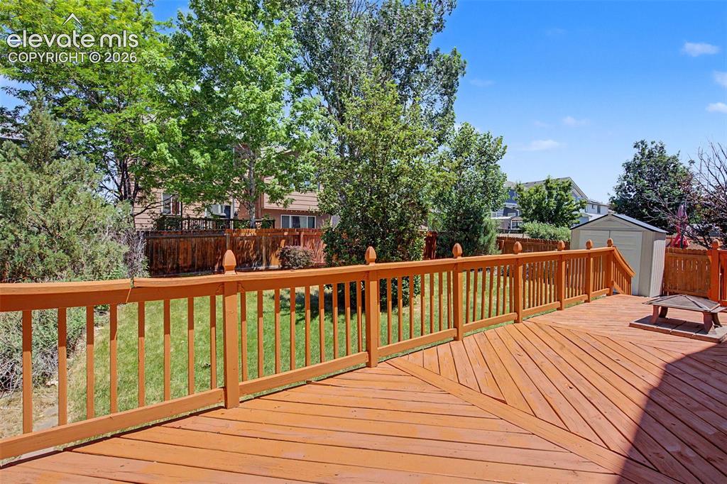 Image 35 of 38: Deck