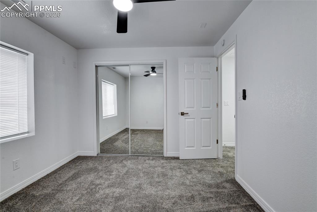 Image 29 of 33: Bedroom