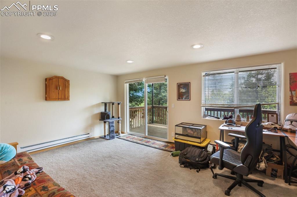 Image 20 of 28: Family Room