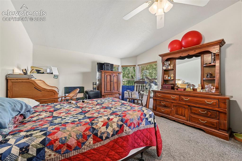 Image 16 of 45: Bedroom