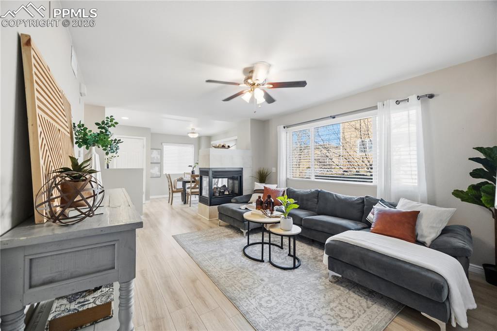 Image 9 of 27: Living Room