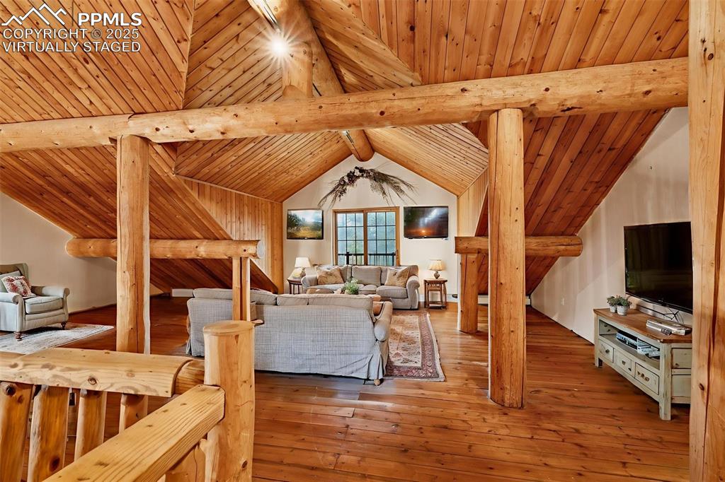 Image 26 of 46: Virtually Staged