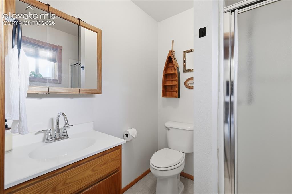 Image 39 of 42: Bathroom