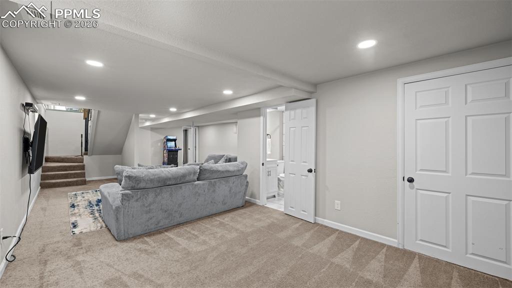 Image 30 of 37: Living Room