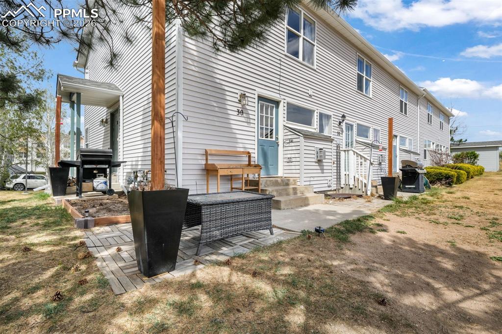 Image 42 of 48: Bathroom