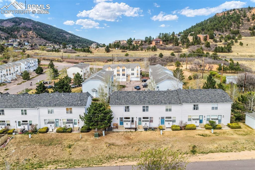 Image 46 of 48: Back of Structure