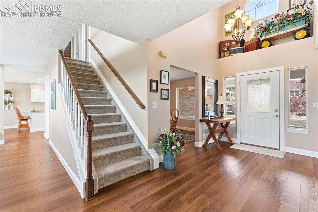 Image 13 of 50: Entry