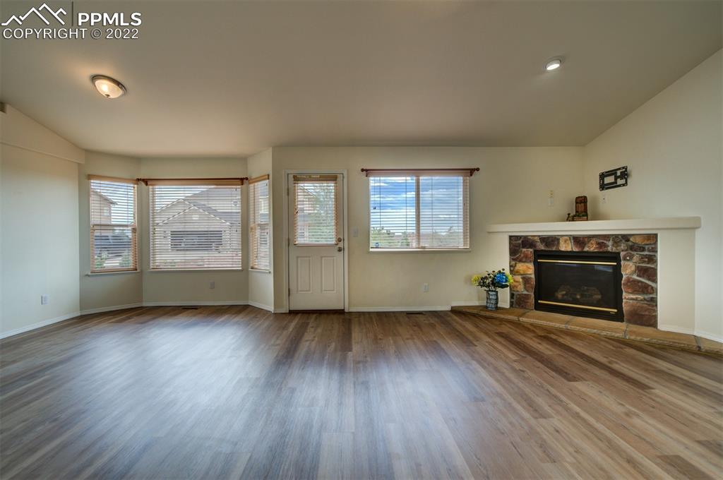 Listing 9842473, Image 14 of 49
