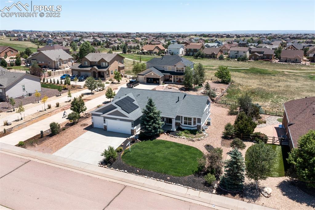 Listing 9842473, Image 3 of 49
