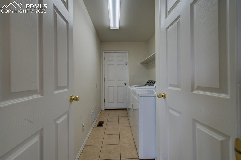 Listing 9842473, Image 31 of 49