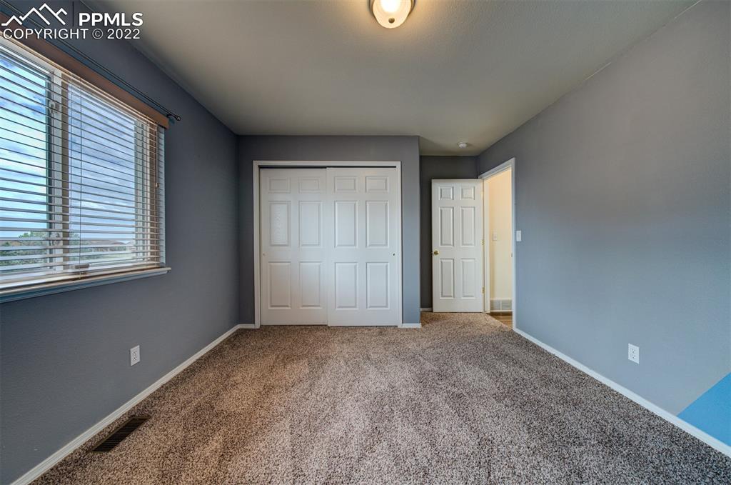 Listing 9842473, Image 34 of 49