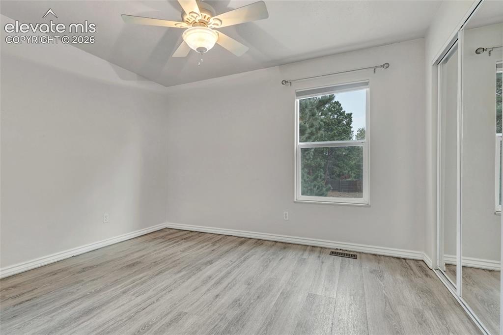 Image 16 of 44: Bedroom