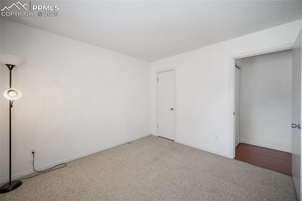 Image 19 of 37: Bedroom