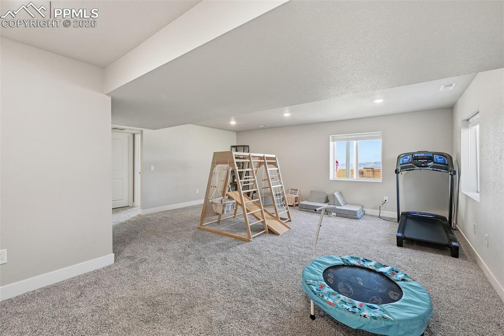 Image 32 of 42: Exercise Room