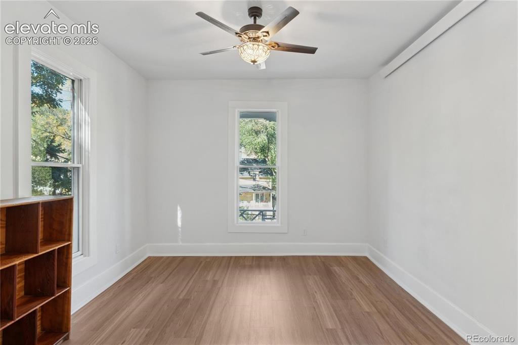 Image 13 of 49: Main-level flat 2nd
bedroom