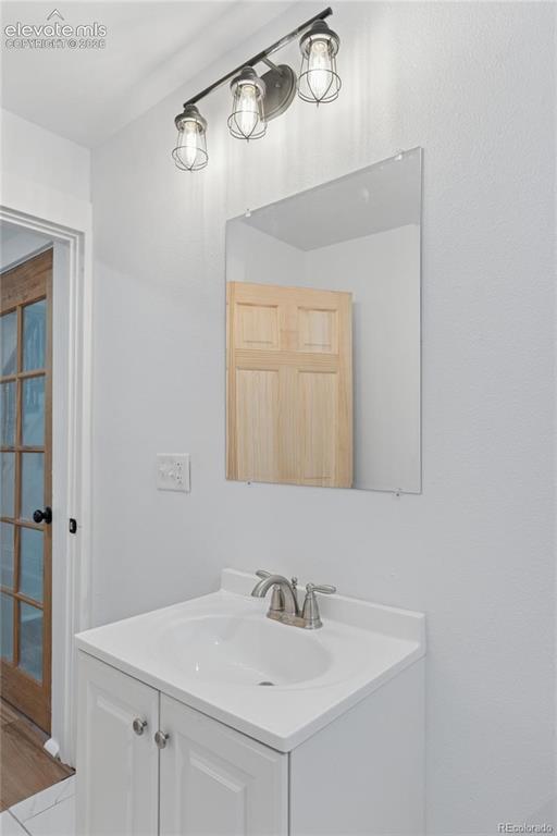 Image 21 of 49: Main-level flat 2nd full
bath