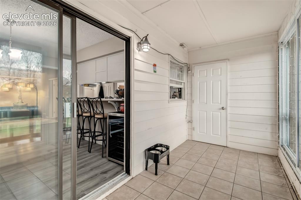 Image 13 of 25: Sun Room