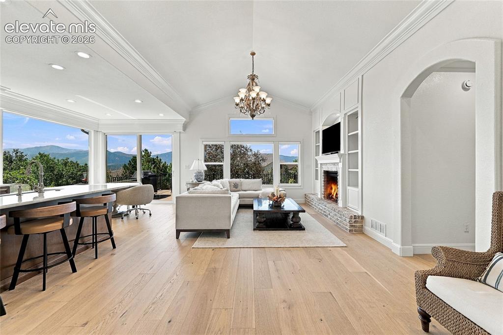 Image 6 of 40: Living Room