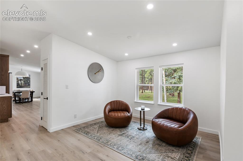 Image 11 of 43: Sitting Room