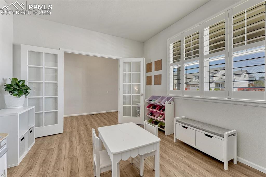 Image 23 of 50: Game Room