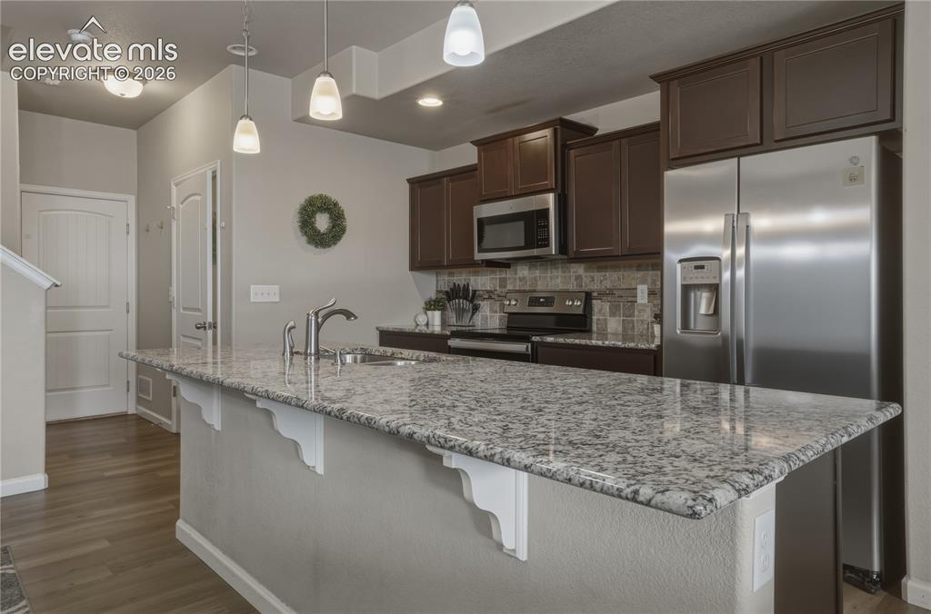 Image 6 of 37: Kitchen