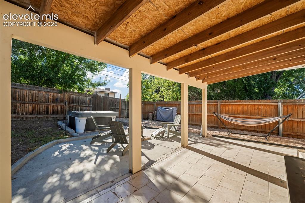 Image 13 of 18: Patio