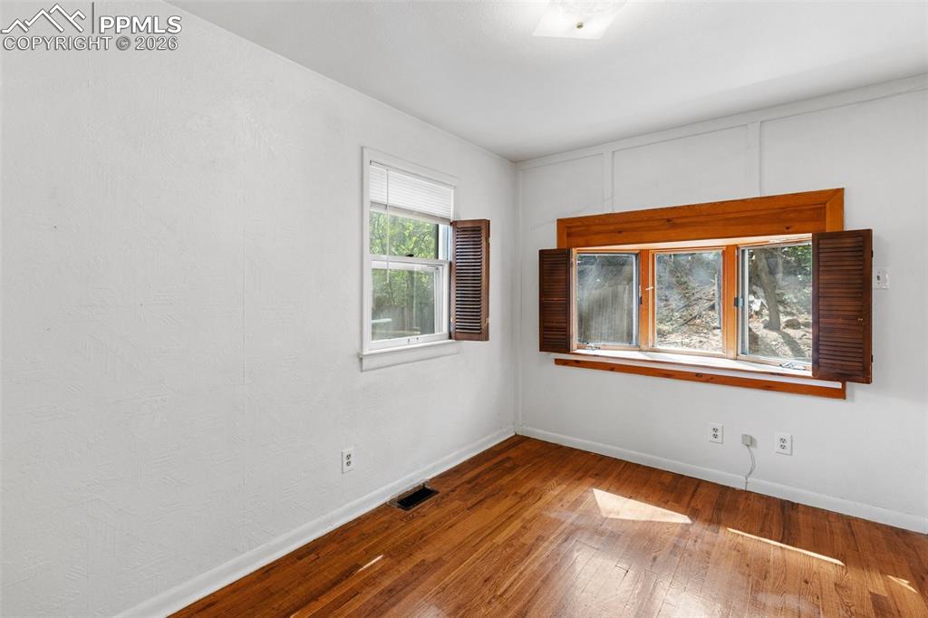 Image 27 of 49: one of 2 bedrooms