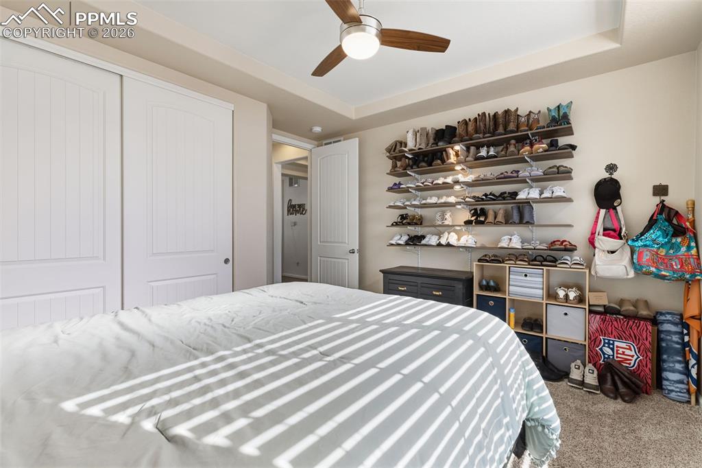 Image 39 of 43: Bedroom