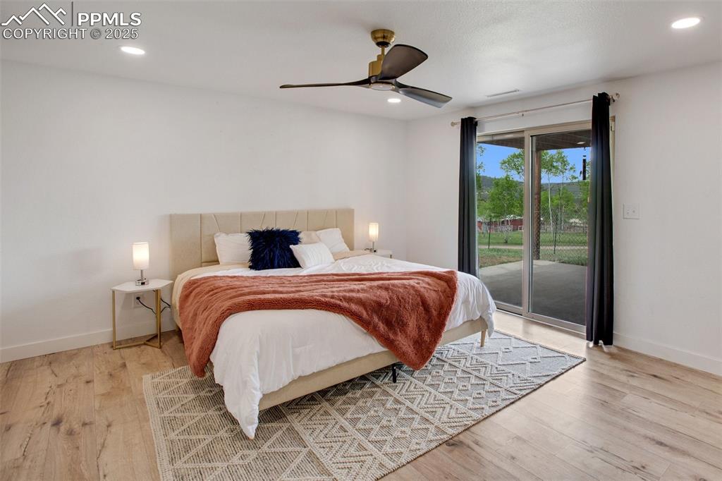 Image 28 of 49: Bedroom