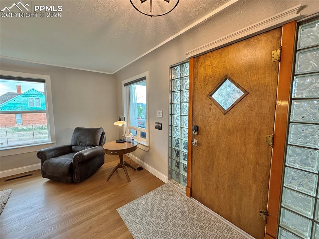 Image 10 of 49: Living Room