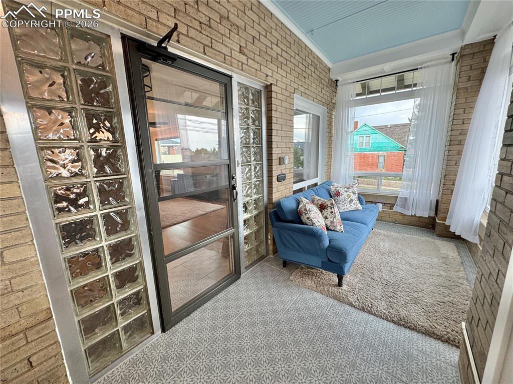 Image 5 of 49: Sun Room