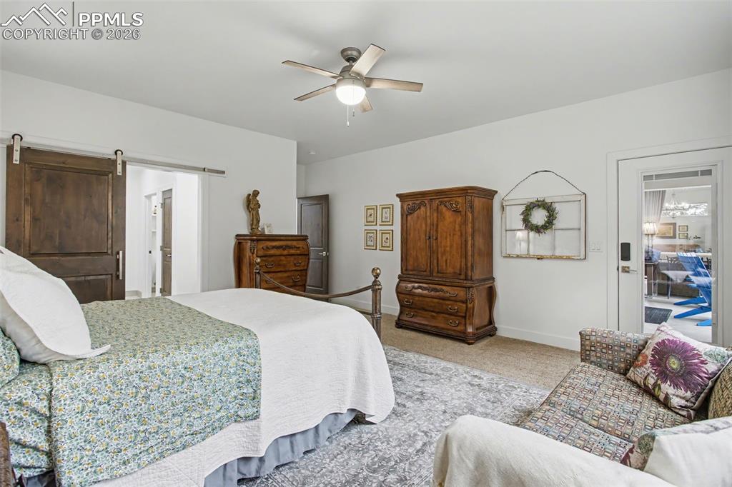 Image 15 of 41: Bedroom