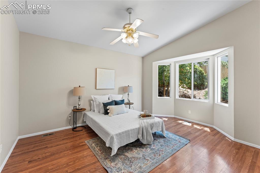 Image 12 of 47: Bedroom