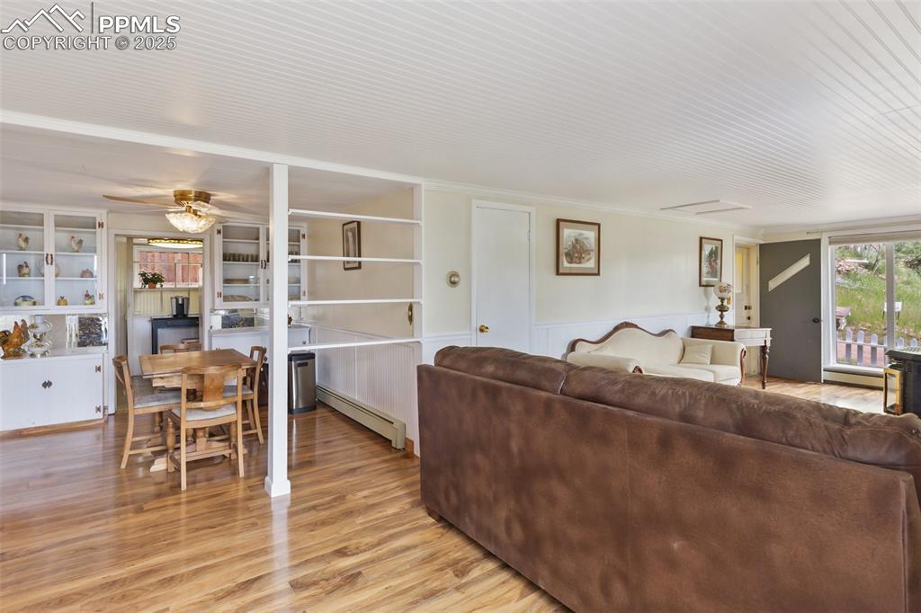 Image 11 of 26: Living Room