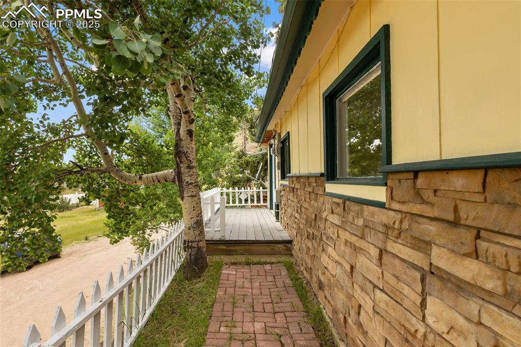 Image 3 of 26: Side of Structure