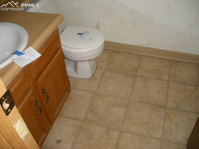 Image 27 of 35: Bathroom