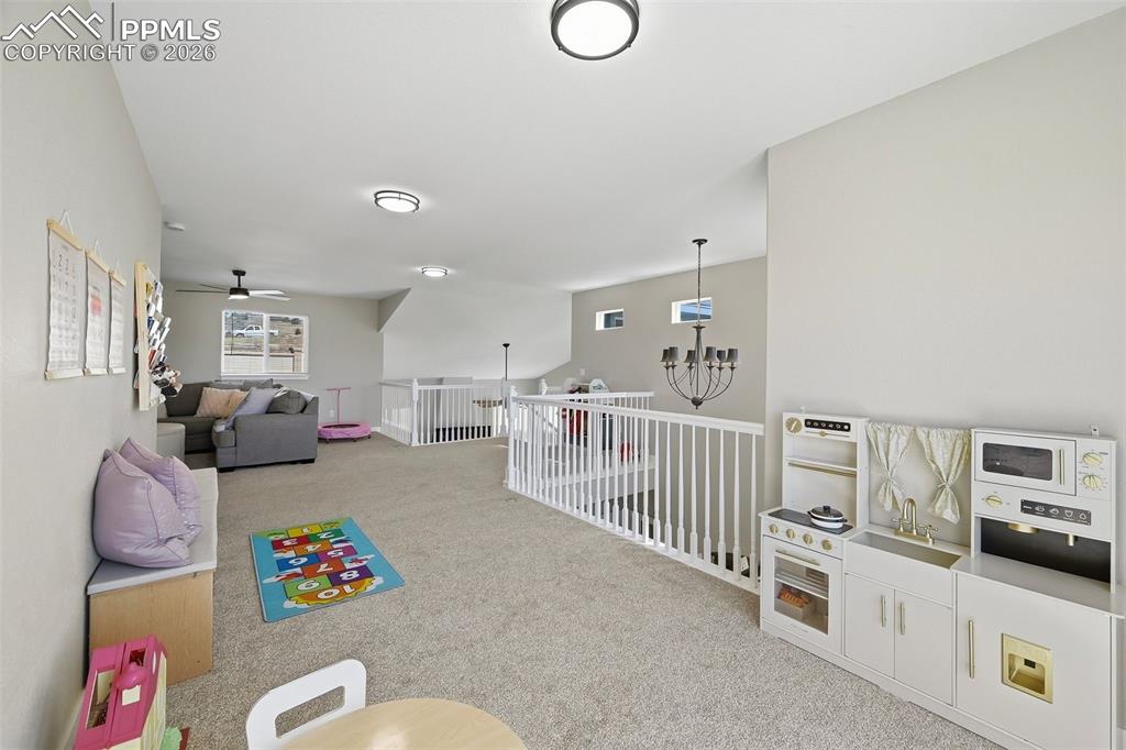 Image 25 of 50: Loft