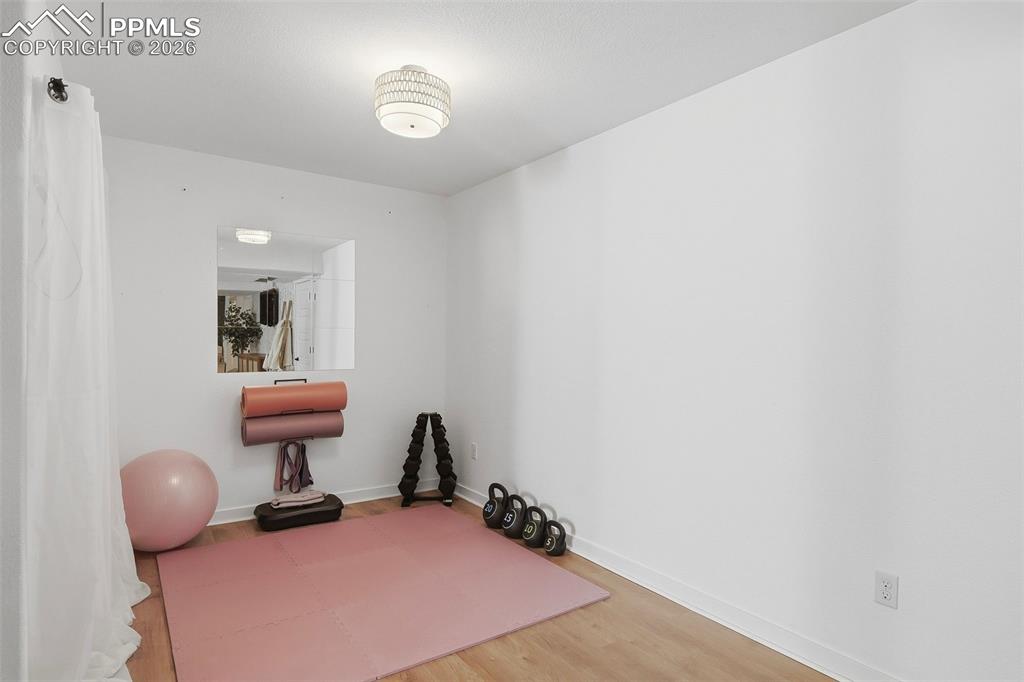 Image 32 of 50: Exercise Room