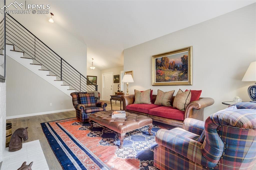 Image 10 of 50: Living Room