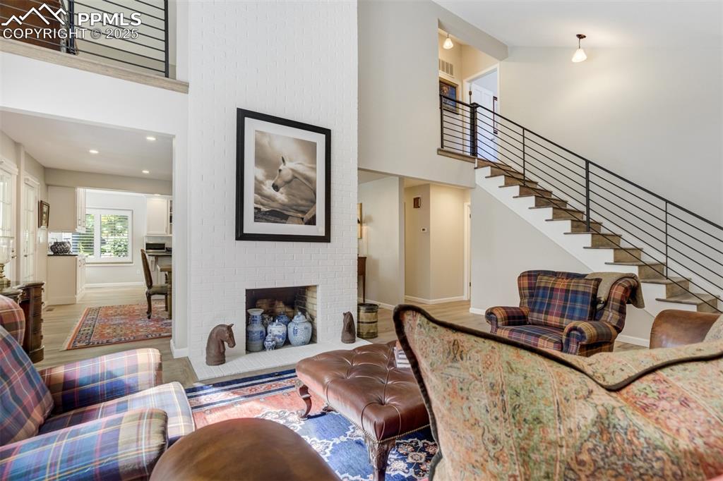 Image 11 of 50: Living Room