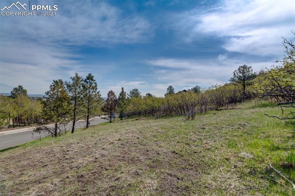Listing 9868415, Image 1 of 14