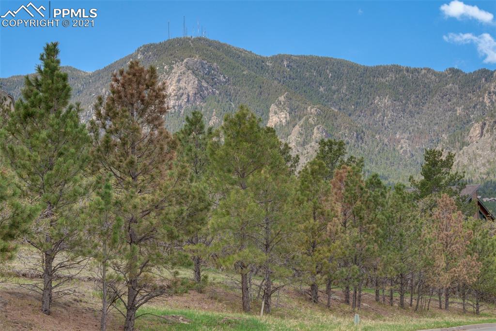 Listing 9868415, Image 2 of 14