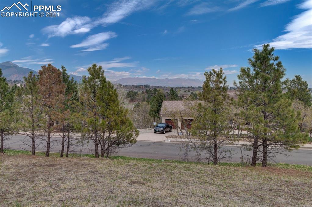 Listing 9868415, Image 8 of 14