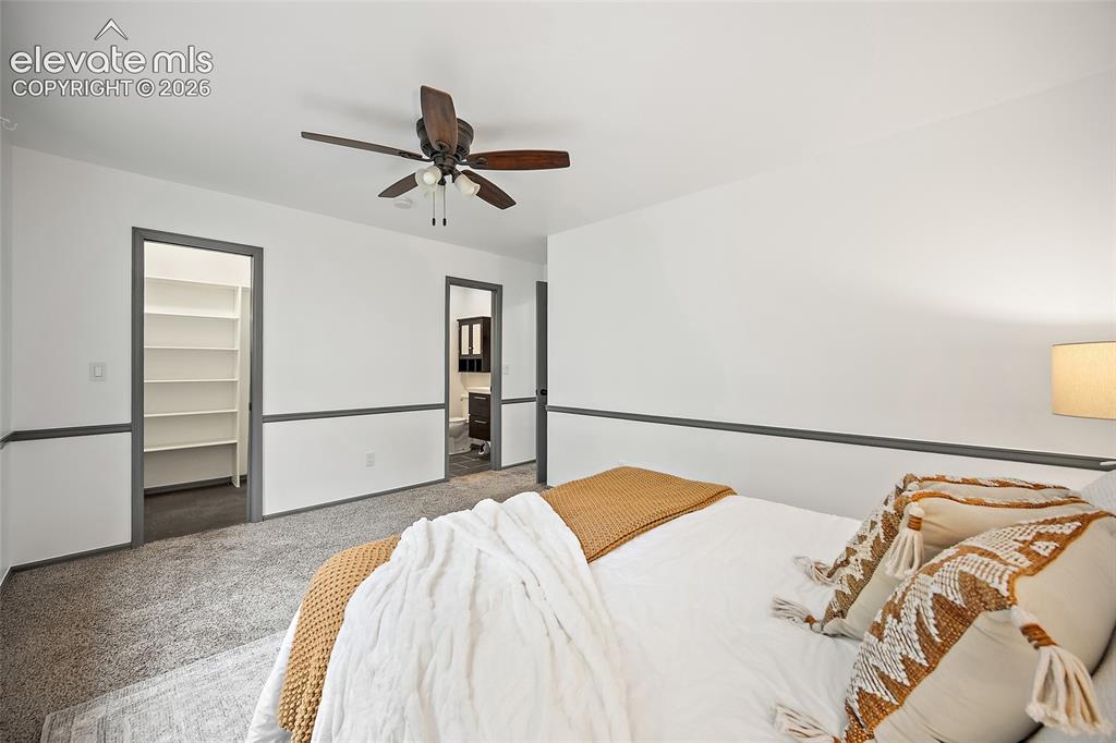 Image 23 of 48: Master Bedroom