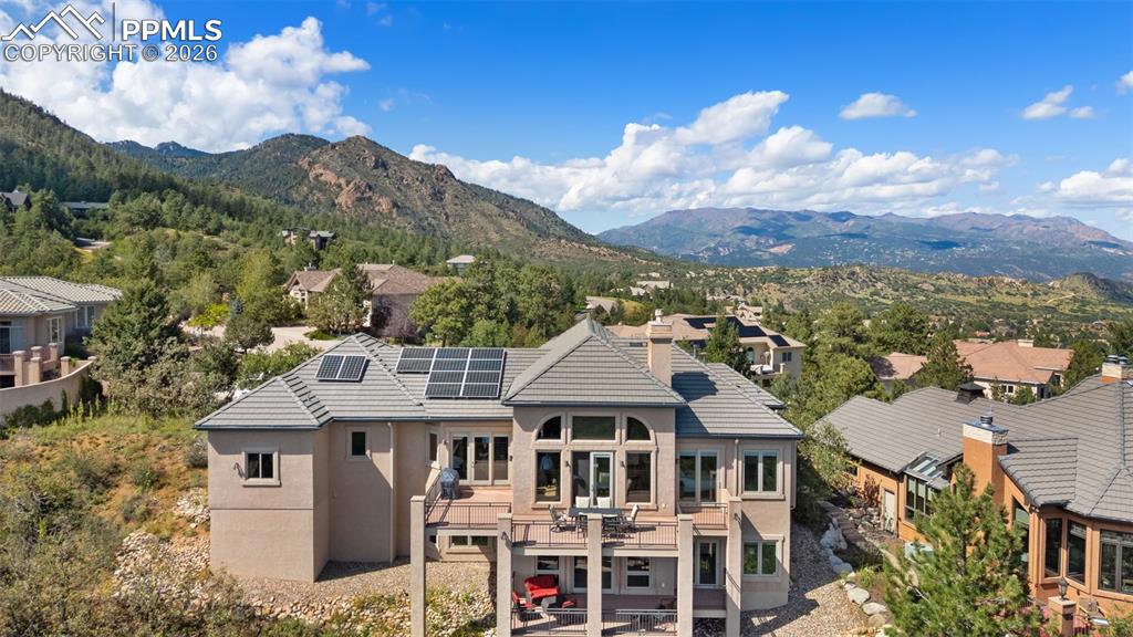 Image 2 of 43: Back of Structure