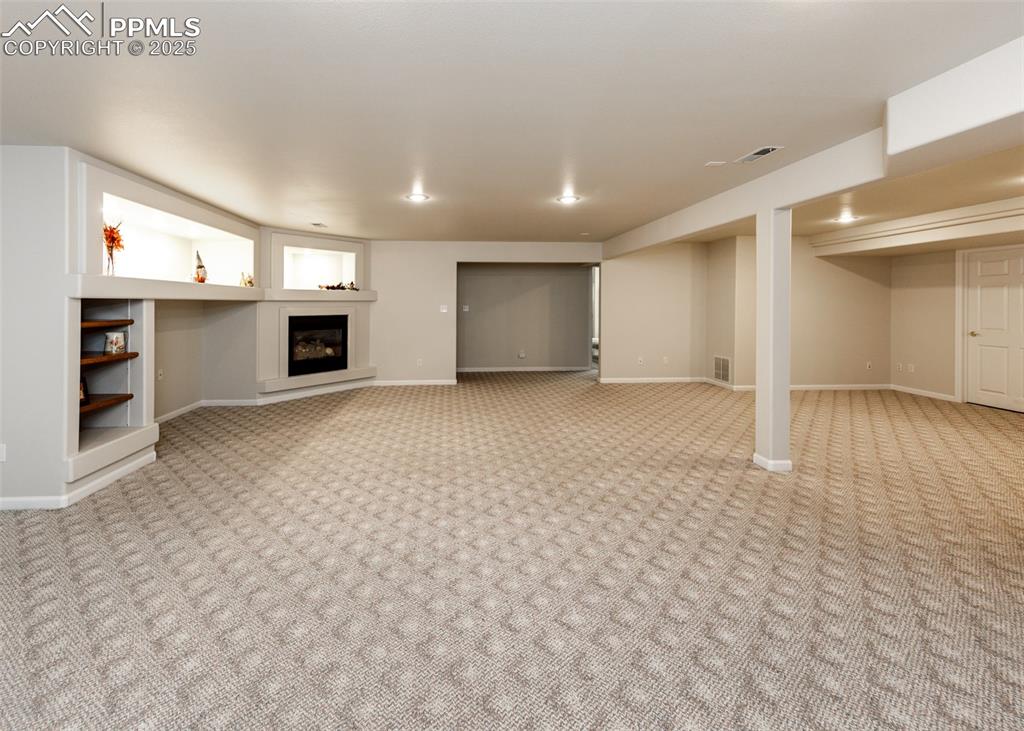 Image 32 of 43: Family Room