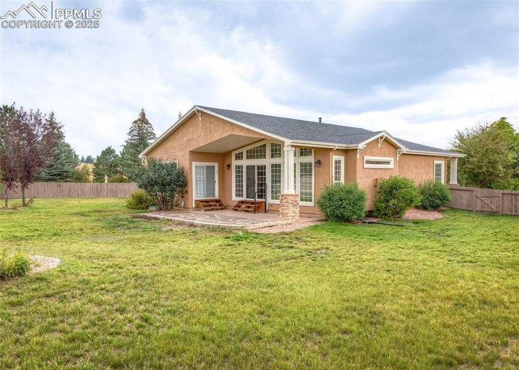 Image 41 of 43: Back of Structure