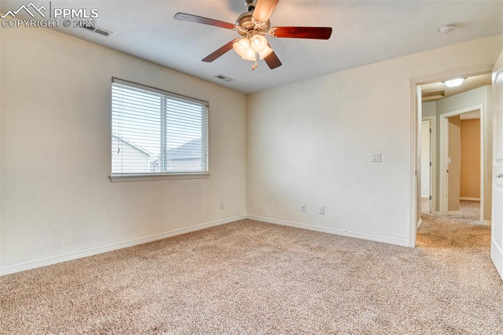 Listing 9873966, Image 22 of 45