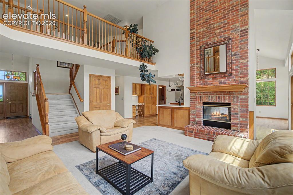 Image 8 of 46: Great Room